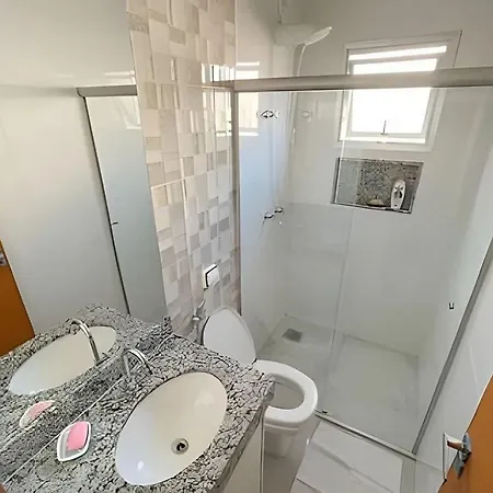 202- Apartamento De 2 Quartos Para Ate 5 Hospedes Patos de Minas Exterior photo